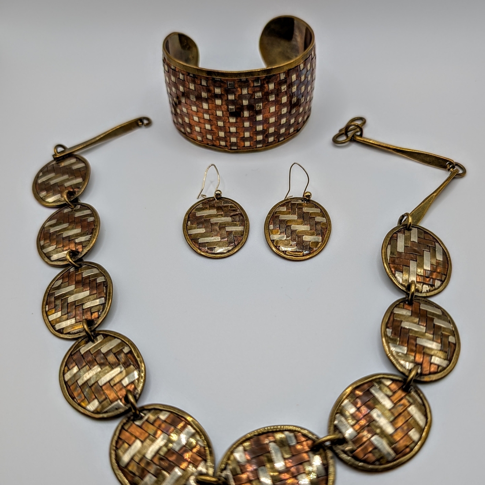 Vintage Elegant Woven Tri Coloured Metal Jewelry Set